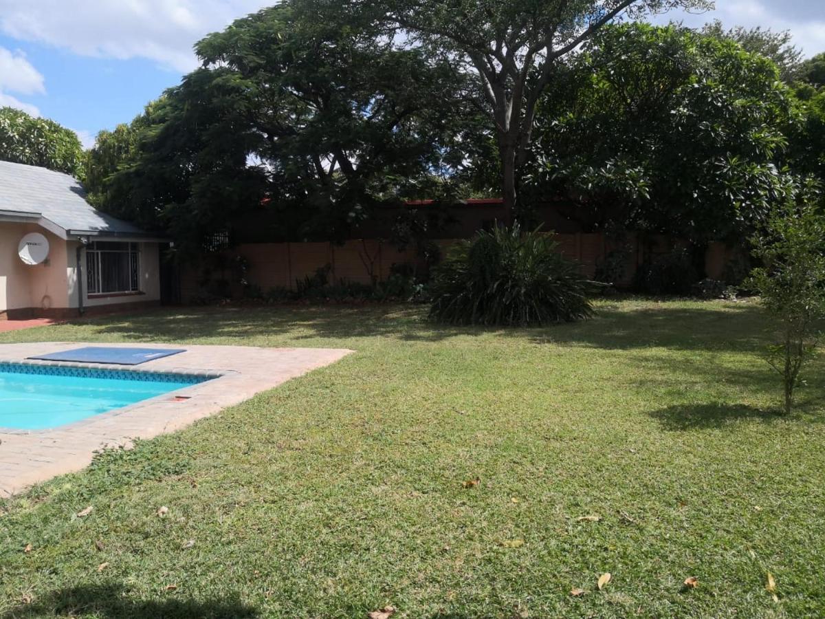 Villa 15 On Reitz Bela bela Exterior foto
