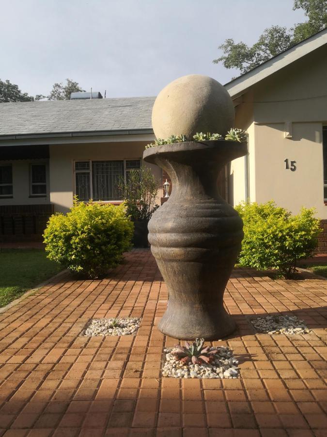 Villa 15 On Reitz Bela bela Exterior foto